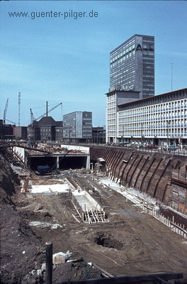 Bau des Ruhrschnellwegtunnels (A40), Kruppstr. (1964