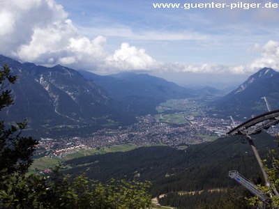 Garmisch-Partenkrichen vom Kreuzeck aus gesehen
